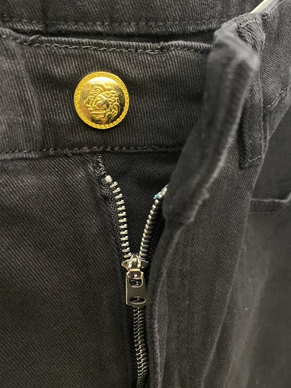 ブランドジーンズ角部分ディテール